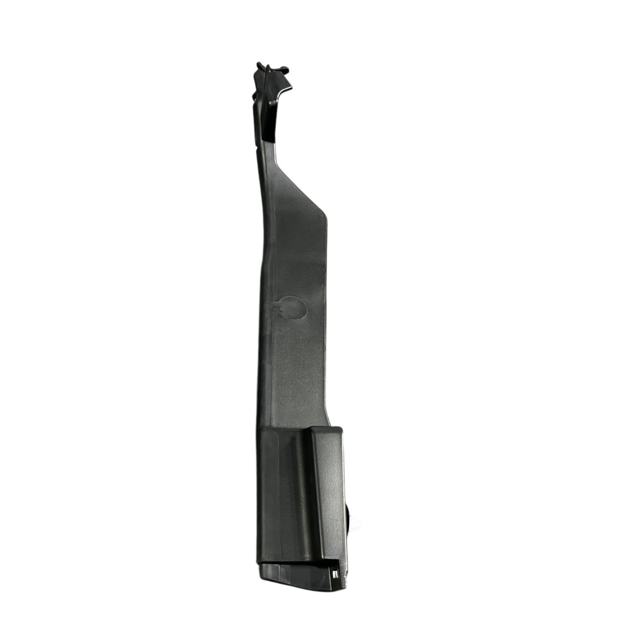 Деталь підкапотного простору (L) ZEEKR 001