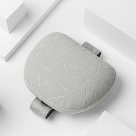 Подушка під голову ZEEKR